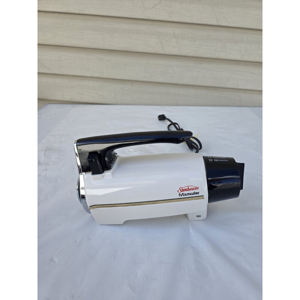 Sunbeam Mixmaster #2360 12 Speed Hand Mixer Part Power Main Motor Only